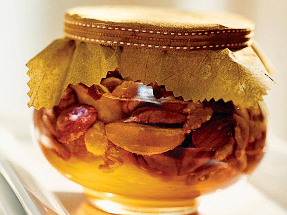 walnuts with honey for potency